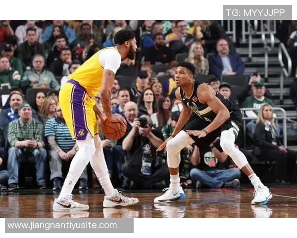 浓眉交易价值低迷背后的真相与球队争冠信心缺失分析 浓眉交易价值低迷背后的真相与球队争冠信心缺失分析