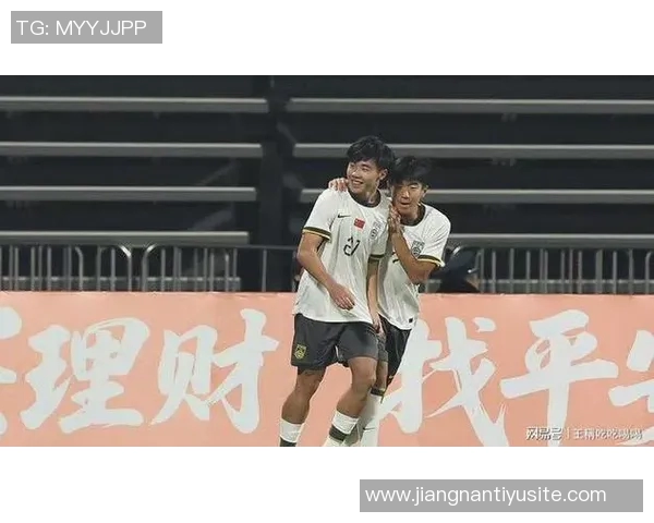 国少半场狂轰三球巴林零射门展现强大实力 国少半场狂轰三球巴林零射门展现强大实力