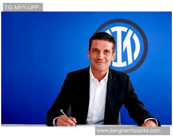 卡佩罗盛赞齐沃的成长轨迹与当年执教米兰的相似之处